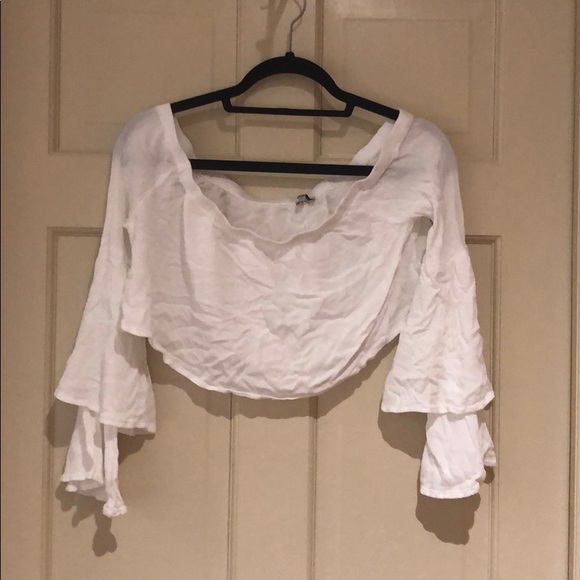 HOST PICK Tobi White Off The Shoulder Crop Top - Picture 2 of 4